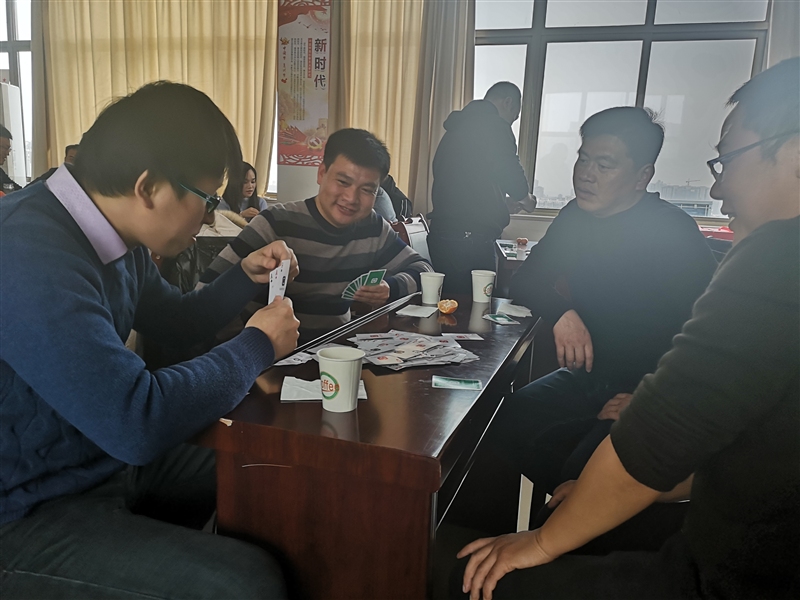 ���F��˾�����e�kԪ���Ċʻ��(�D3)